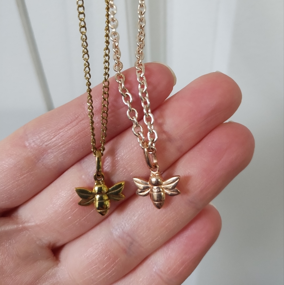 Bee necklace
